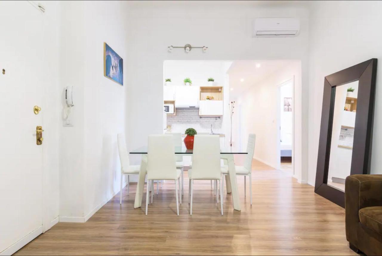 Luxury 4 Bedrooms Apartments Close To Duomo Milán Exteriér fotografie