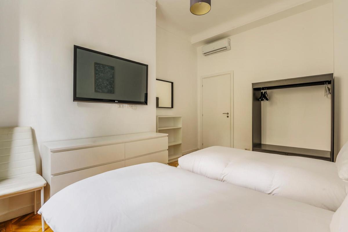 Luxury 4 Bedrooms Apartments Close To Duomo Milán Exteriér fotografie