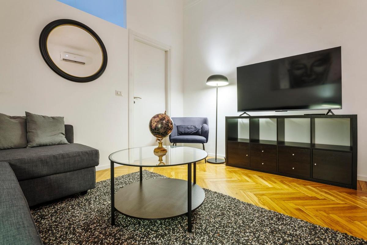 Luxury 4 Bedrooms Apartments Close To Duomo Milán Exteriér fotografie