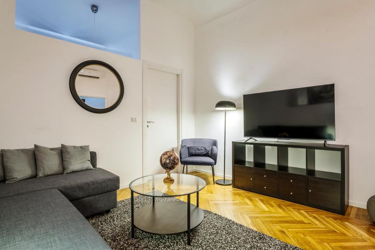 Luxury 4 Bedrooms Apartments Close To Duomo Milán Exteriér fotografie